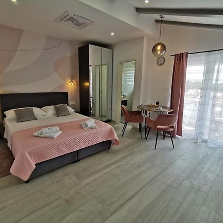 Апартаменты New Nikolina 4 Star Мали-Лошинь Экстерьер фото