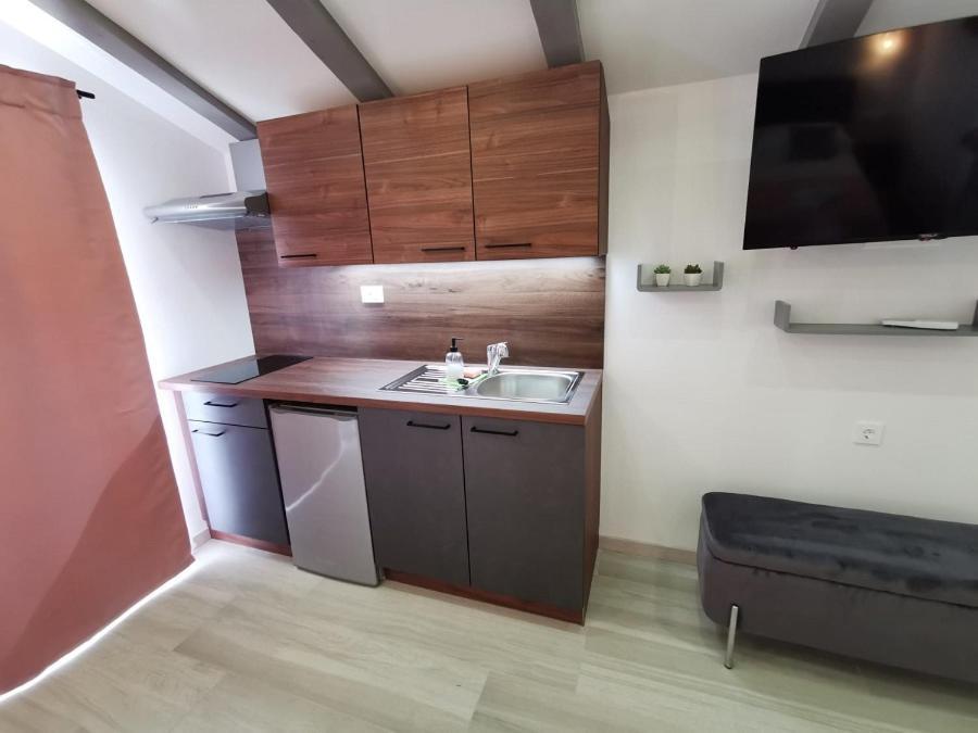 Апартаменты New Nikolina 4 Star Мали-Лошинь Экстерьер фото
